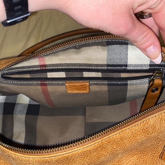 VINTAGE BURBERRY HANDBAG - Picture 9 of 11